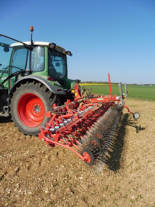 Etrille rotative